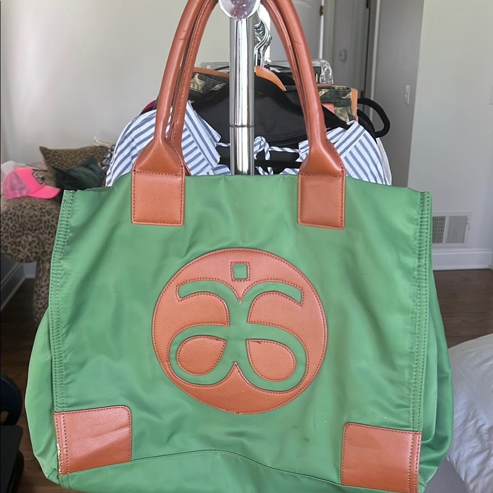 Arbonne Green and Tan Tote Bag with Durable Design
